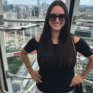 Meet your Posher, Naomi